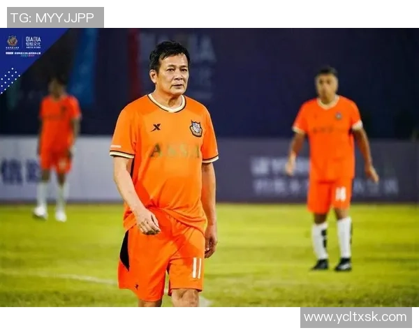 40岁足球巨星依然闪耀绿茵场 展现传奇生涯的新篇章